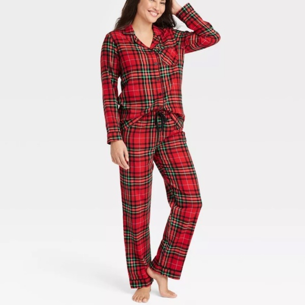 Target Wondershop Red and Green Plaid Flannel Pajamas Sleepwear S